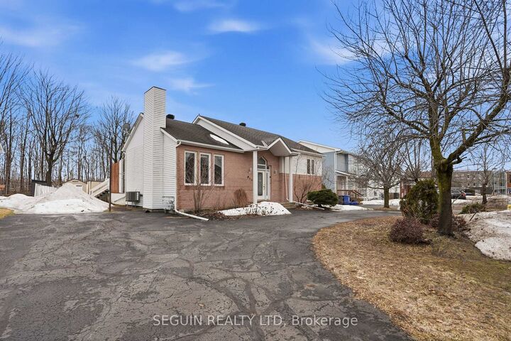 650 Berthiaume Street — photo 1