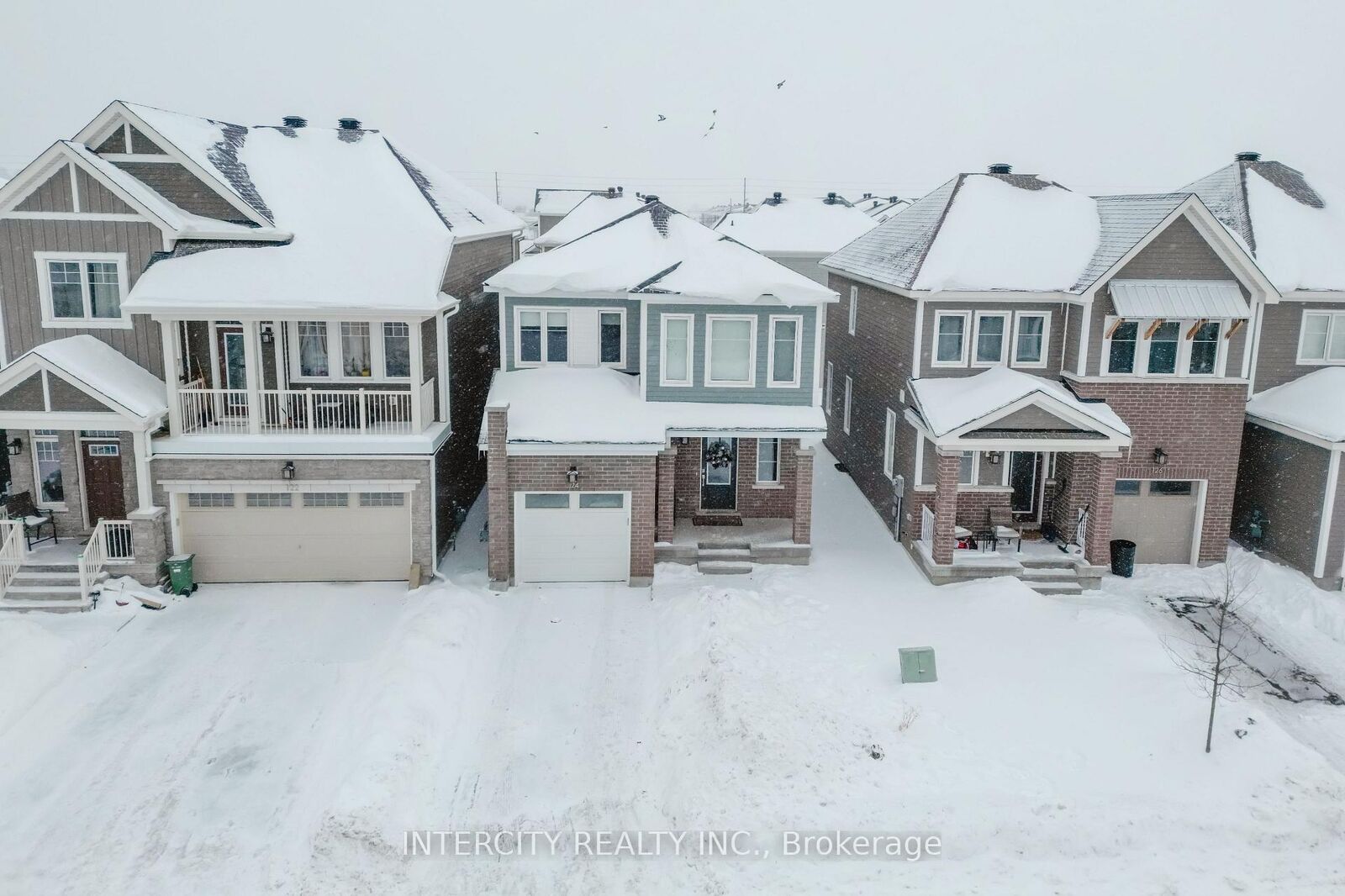 Property Photo: 124 Hackamore Crescent ON K0A 2Z0