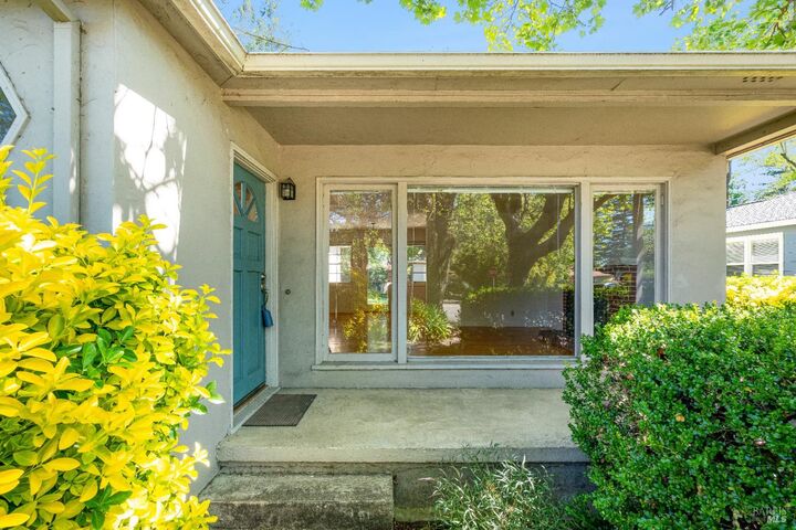 Property Photo:  1034 Stewart Street  CA 95404 
