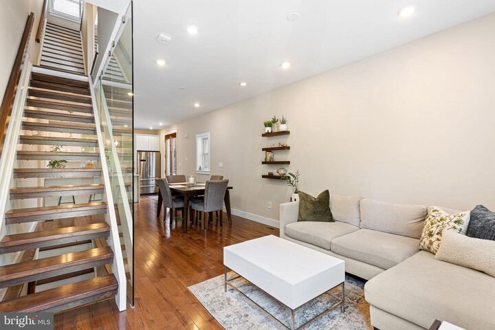 Property Photo:  610 S 7th Street  PA 19147 