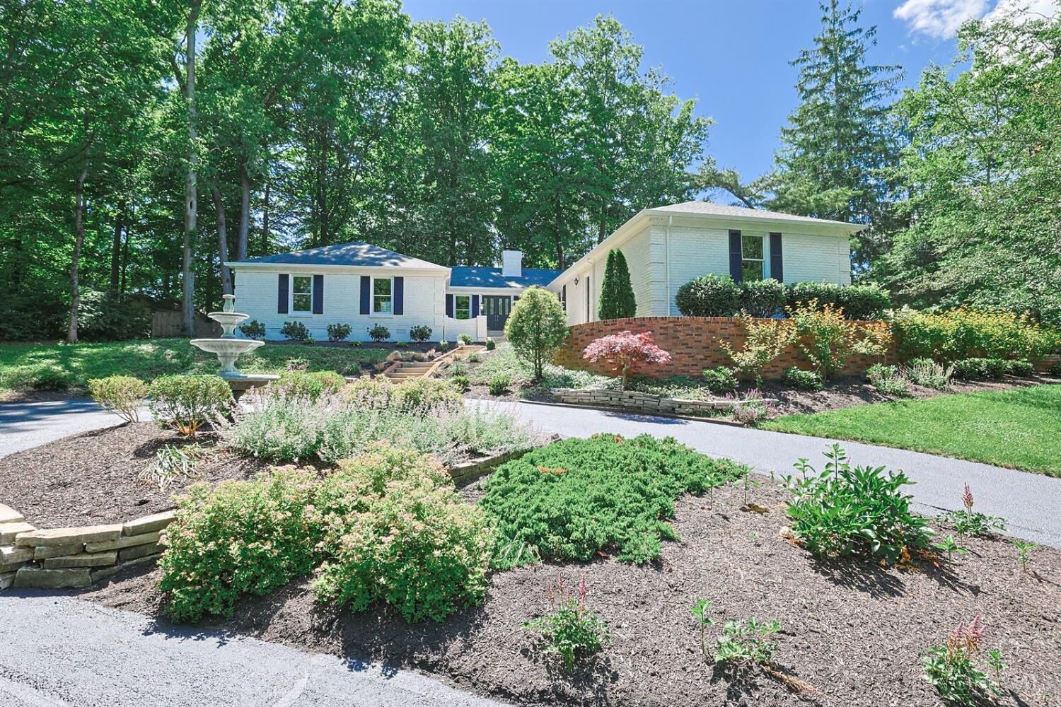 Property Photo: 7811 Shawnee Run Road OH 45243