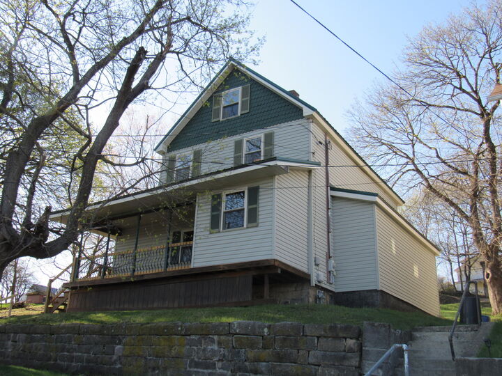 Property Photo:  115 Robinson St  PA 15801 