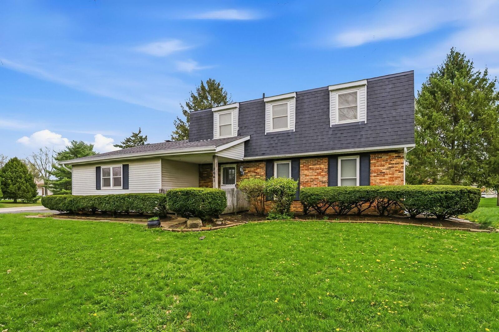Property Photo:  8641 Easton Drive  OH 43147 