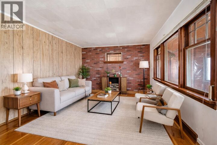 Property Photo:  220 Devoy Street  BC V3L 4E7 