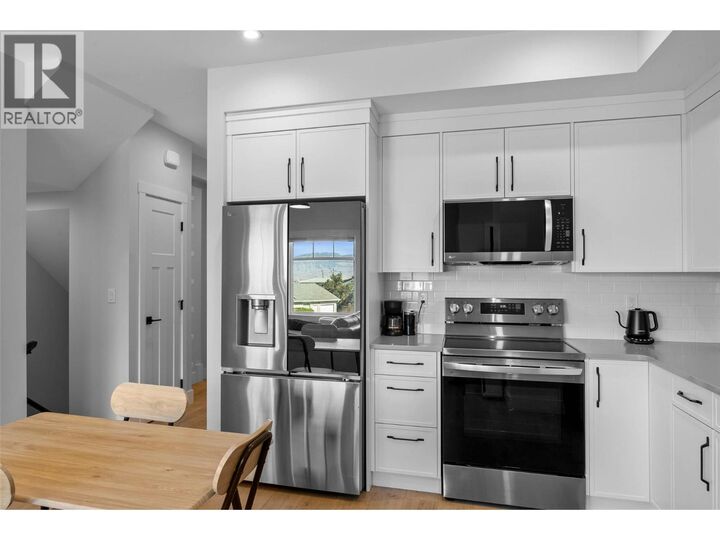Property Photo: 321 Centre Avenue 102 BC V2C 0M6