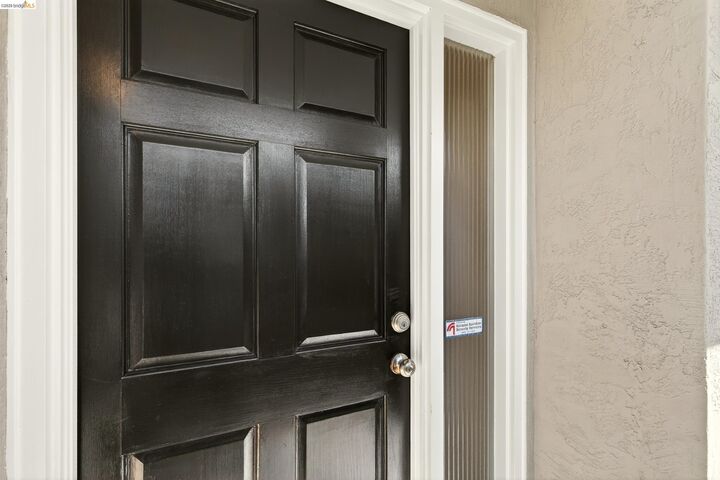 Property Photo:  6415 Hazel Ave  CA 94805 