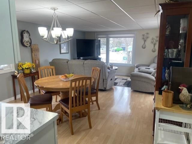 Property Photo: 46 Round Road NW AB T6P 1B3