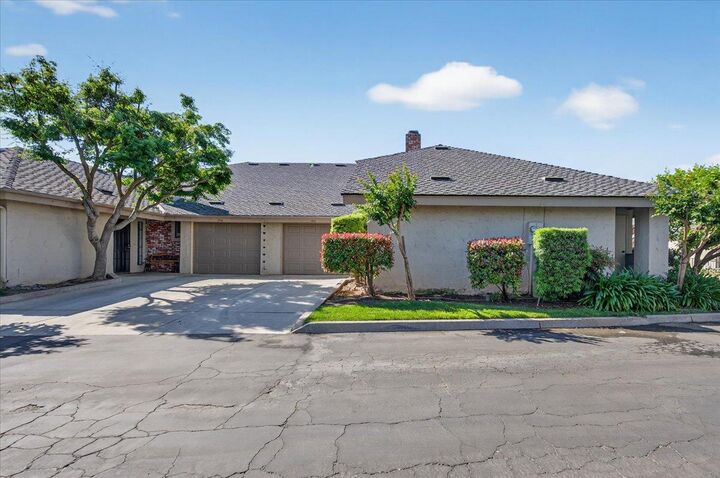 Property Photo:  315 E Nees Avenue 155  CA 93720 