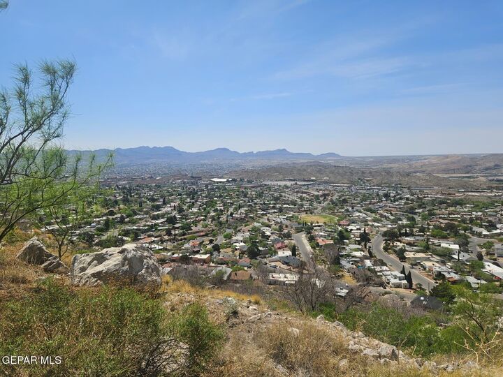 Property Photo:  25 Silent Crest Drive  TX 79902 