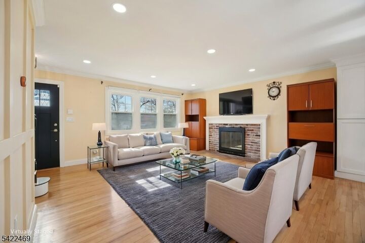 Property Photo:  59 Oakwood Dr  NJ 07470 