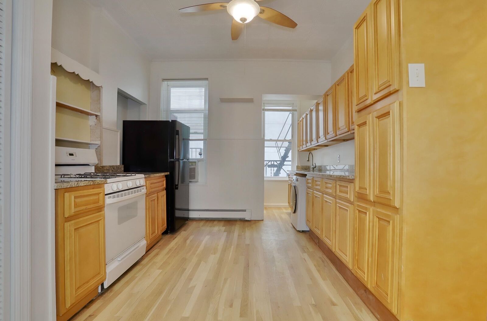 Property Photo:  402 Grand St 202  NJ 07030 