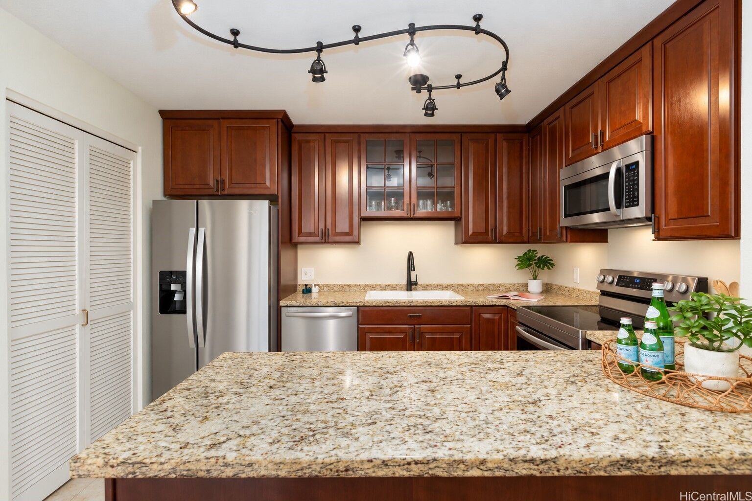 Property Photo: 46-090 Konohiki Street 3421 HI 96744