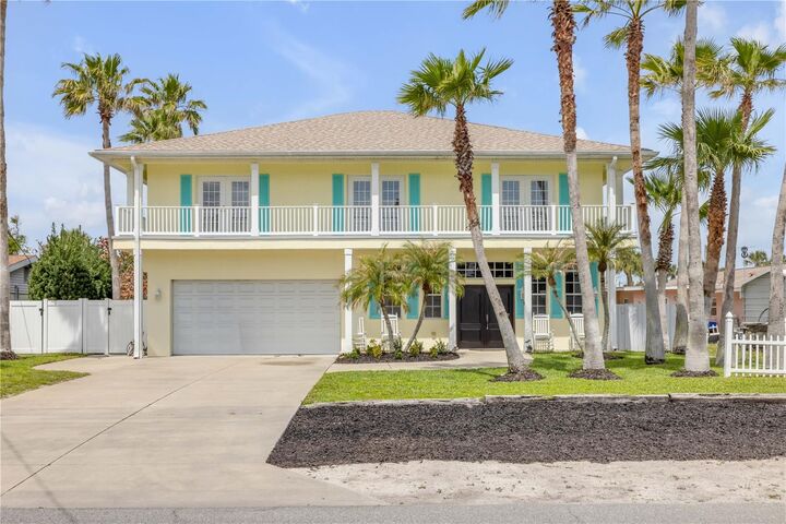 Property Photo:  708 Ocean Avenue  FL 32169 