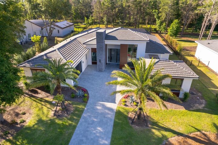 Property Photo: 15210 Pendio Drive FL 34756