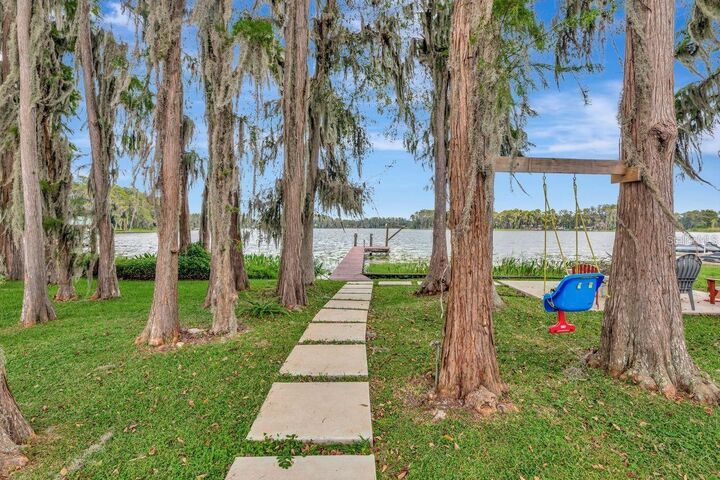 Property Photo:  19207 Crooked Lane  FL 33548 