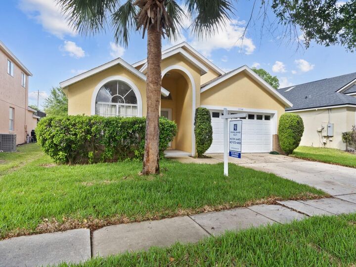 Property Photo:  16044 Magnolia Hill Street  FL 34714 