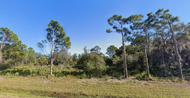 Property Photo:  1829 Biscayne Drive  FL 33953 
