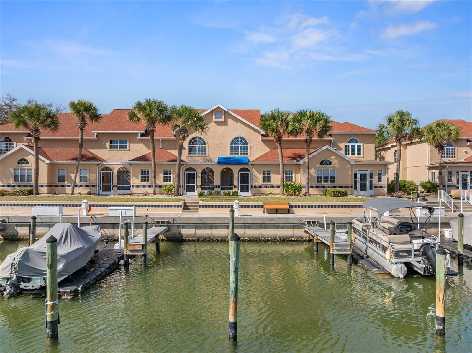 Property Photo:  37 Captains Walk 37  FL 32137 