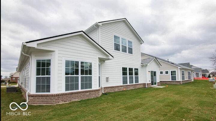 Property Photo:  2248 Somerset Drive  IN 46131 