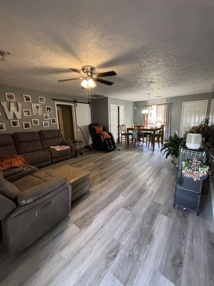 Property Photo:  1087 W Woodrow St  TN 38358 