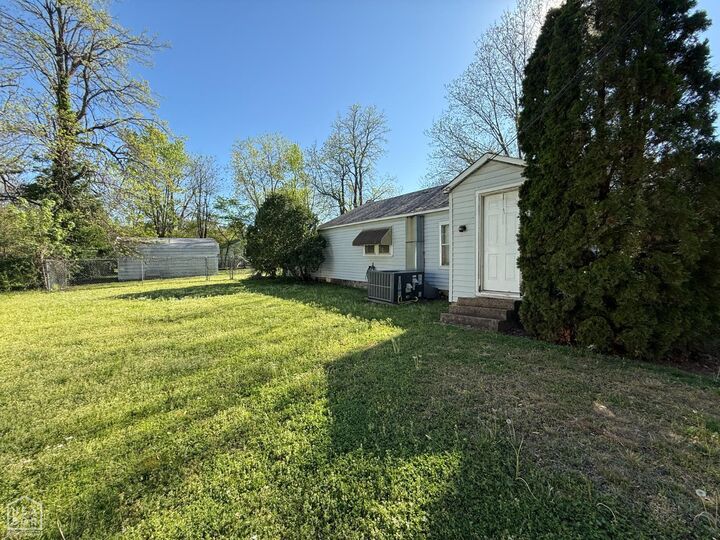 Property Photo: 813 Eaton St Street AR 72422