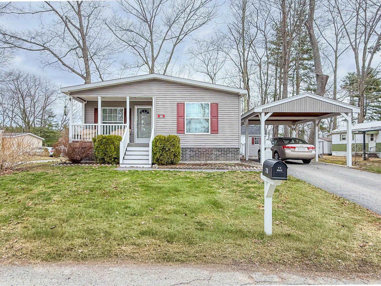 Property Photo:  310 Friar Tuck Drive  NH 03833 