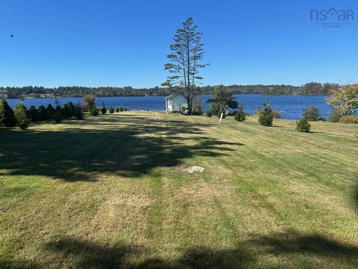 727 Highway 1 — photo 1