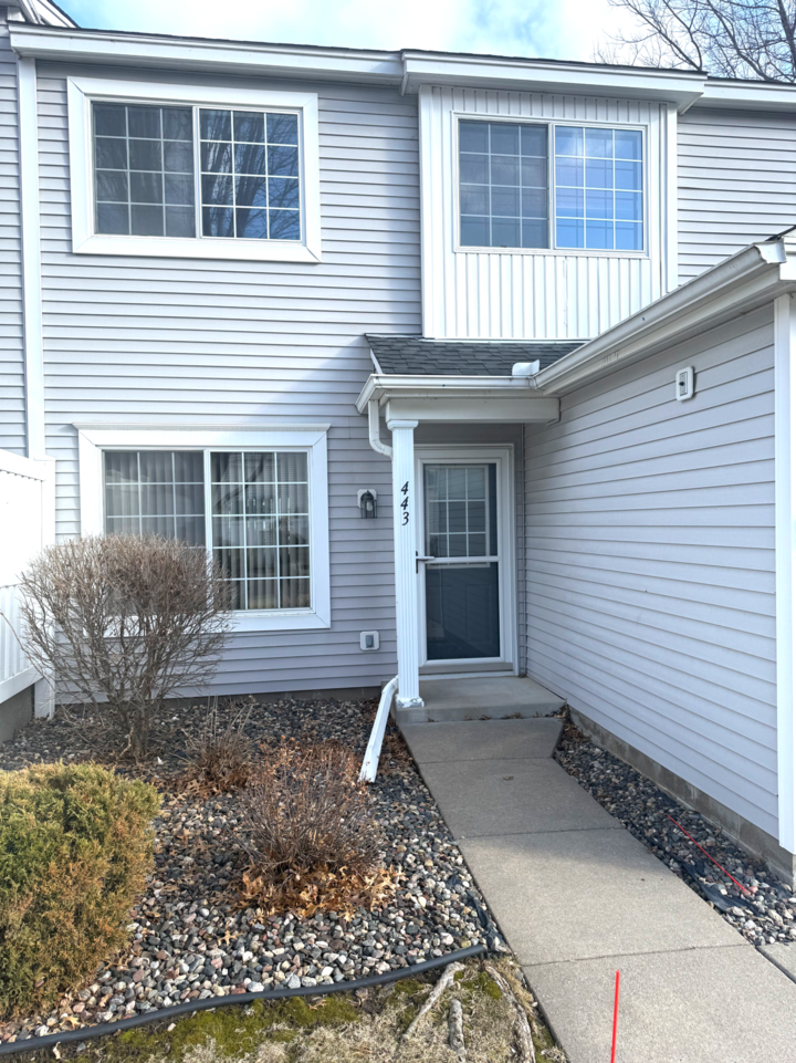 Property Photo:  443 Leeward Trail  MN 55129 