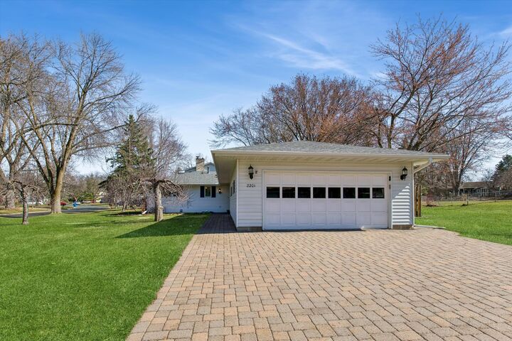 Property Photo:  2201 Tamarack Lane  MN 55337 