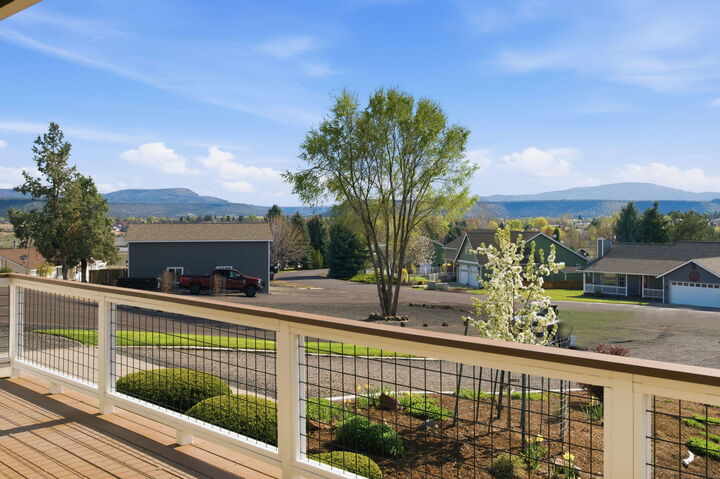 Property Photo:  3082 NE Yellowpine Road  OR 97754 