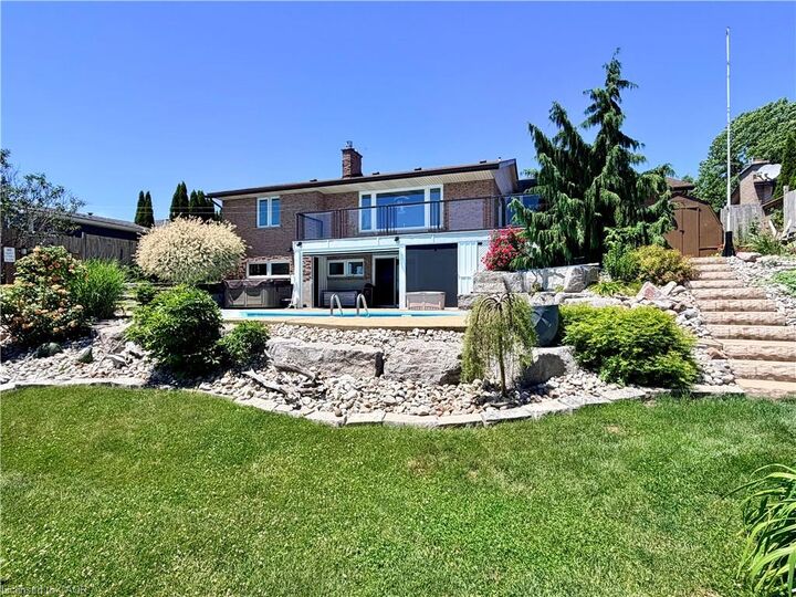 Property Photo: 33 Bee Street ON N0E 1P0