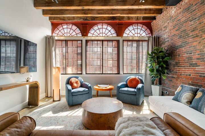 Property Photo:  120 Fulton Street 2C  MA 02109 