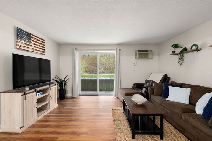 Property Photo:  117 Quaker Hwy 32  MA 01569 