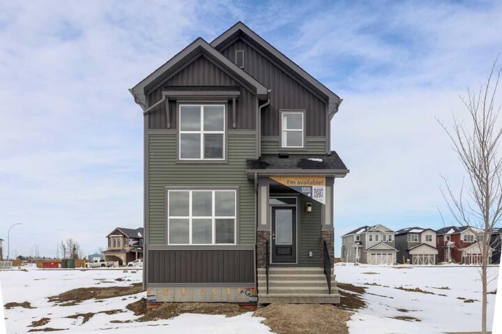 98 Prince Drive — photo 1