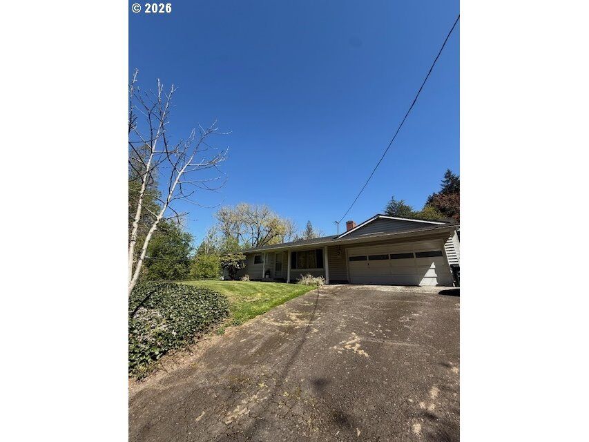 Property Photo:  1060 NW 107th Ave  OR 97229 