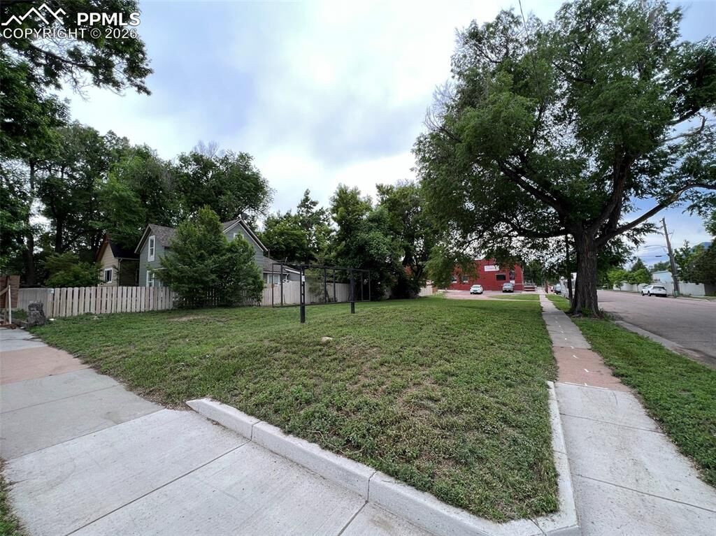 Property Photo:  703 E Costilla Street  CO 80903 