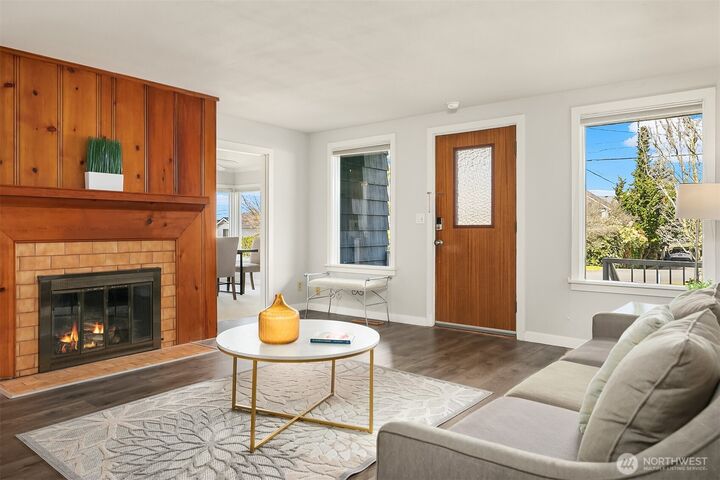 Property Photo: 321 6th Avenue S WA 98033