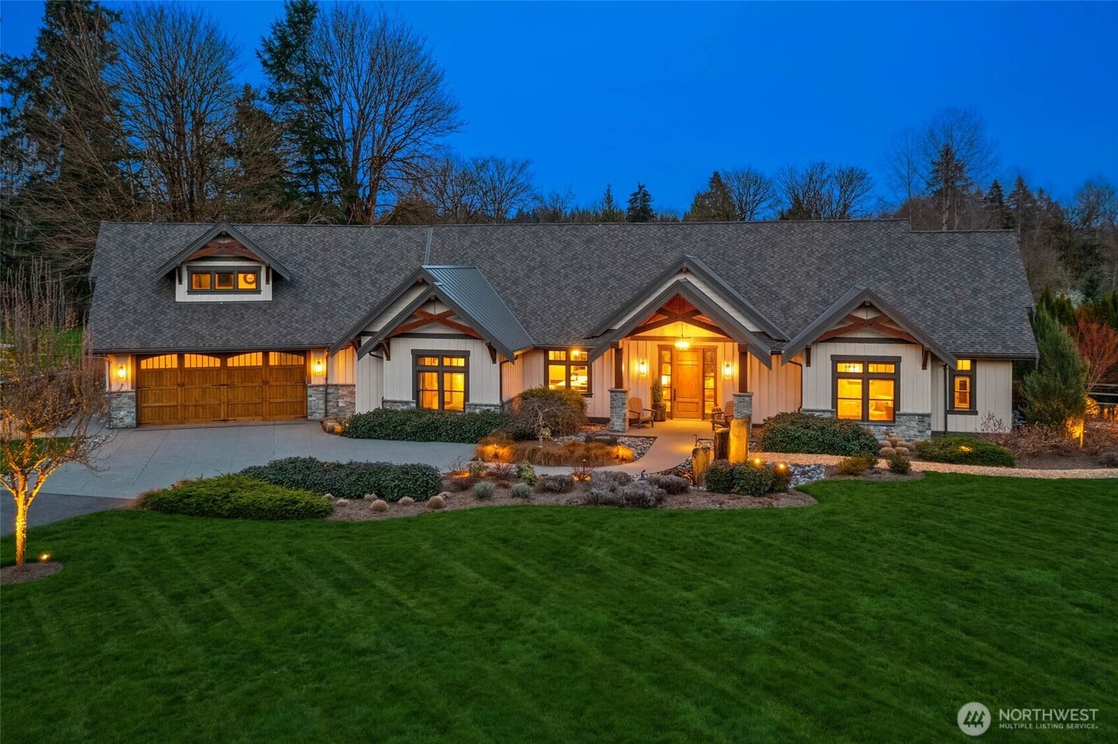 Property Photo:  19014  171st Place NE  WA 98072 