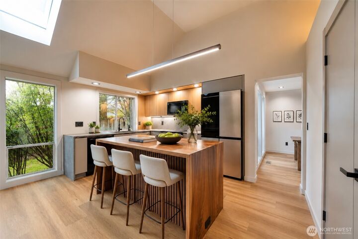 Property Photo:  10012 SE 247th Place  WA 98030 