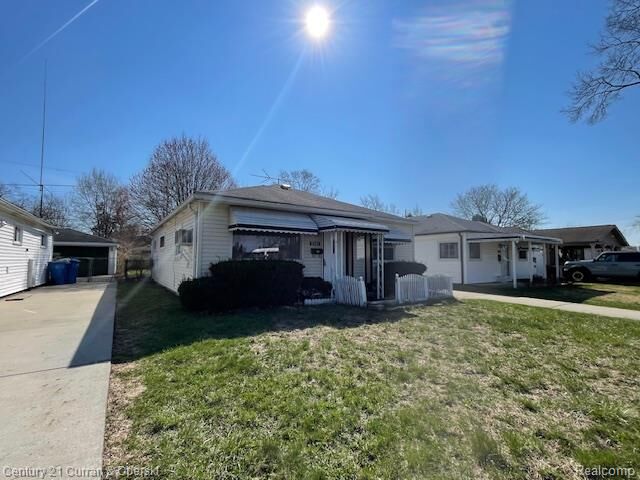 Property Photo:  6564 N Waverly Street  MI 48127 