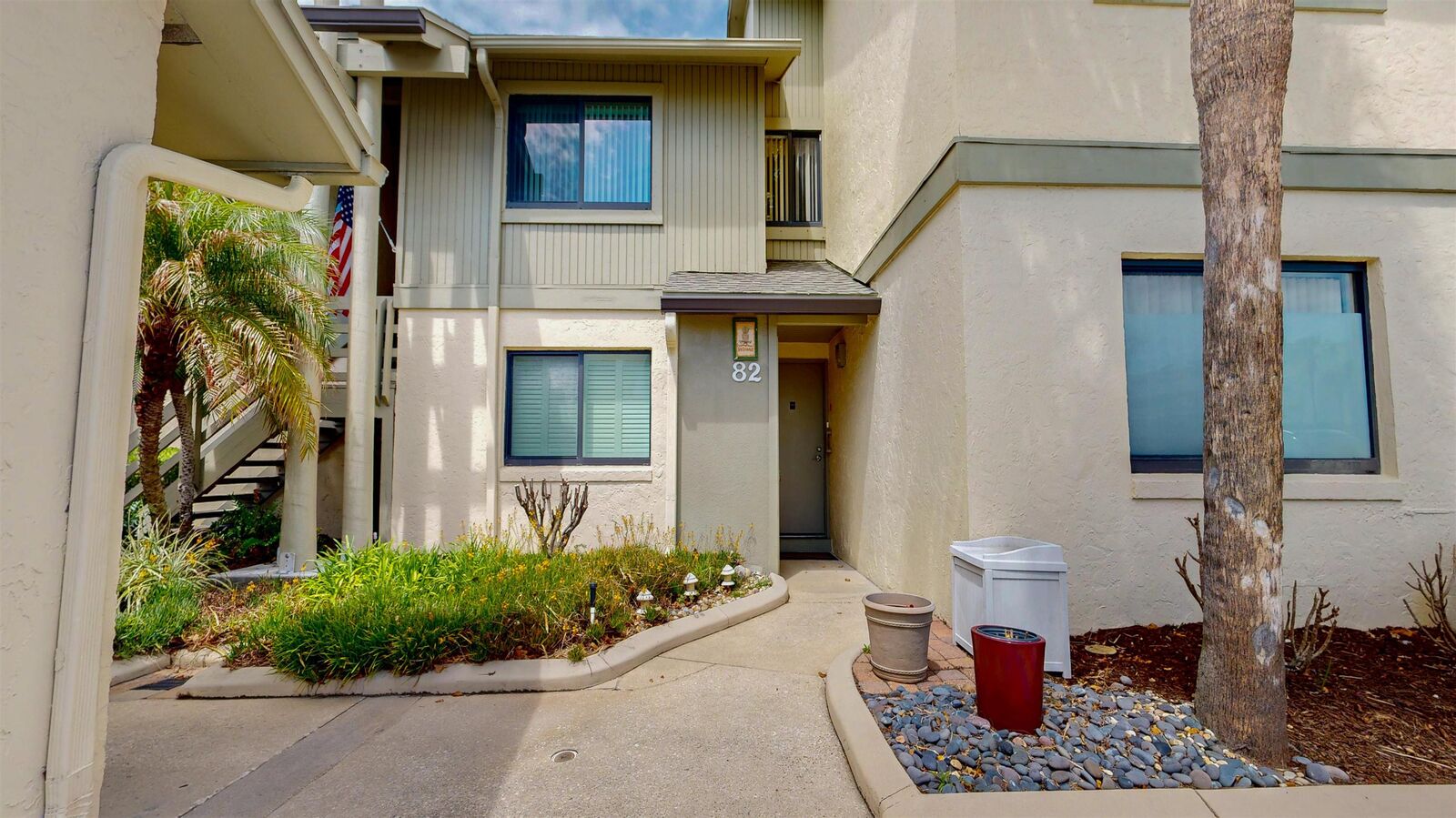 Property Photo: 82 Village Las Palmas Cir FL 32080