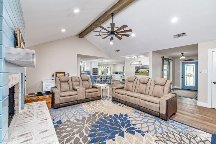 Property Photo:  1409 Sea Island Road  TX 76904 