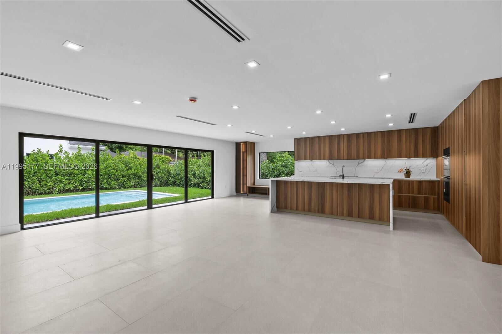 Property Photo:  6091 SW 79th St  FL 33143 
