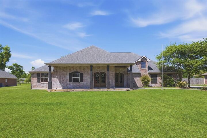 Property Photo:  1630 Hollow Cove Lane  LA 70611 