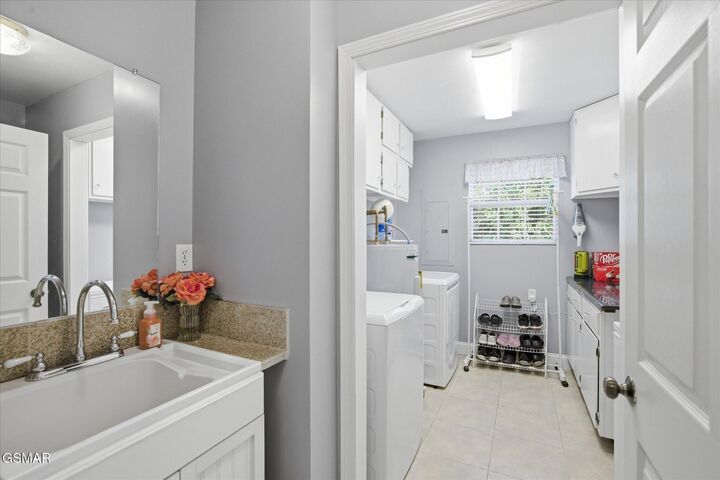 Property Photo:  1121 Smokyview Drive  TN 37862 