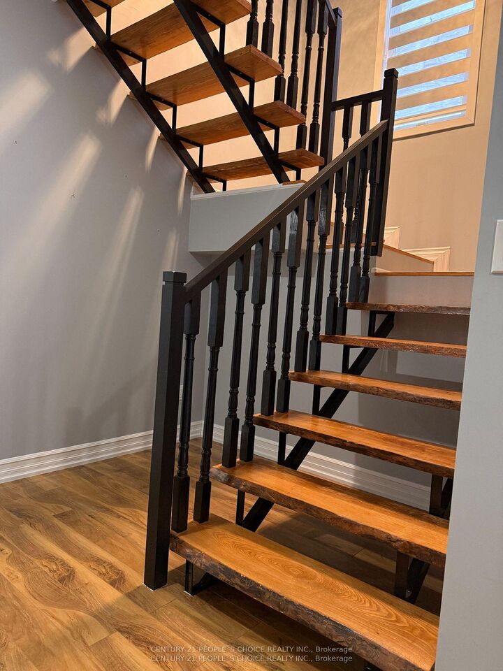 Property Photo:  280 Cambridge Road W  ON L0S 1B0 