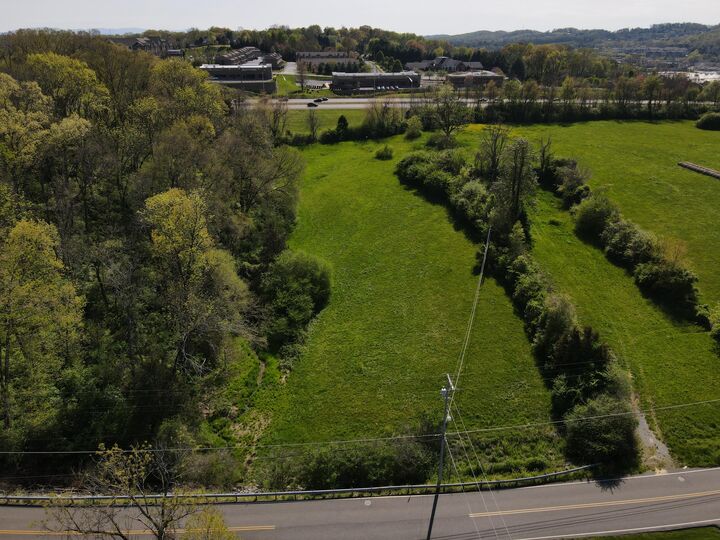 Property Photo:  2803 Browns Mill Road  TN 37604 