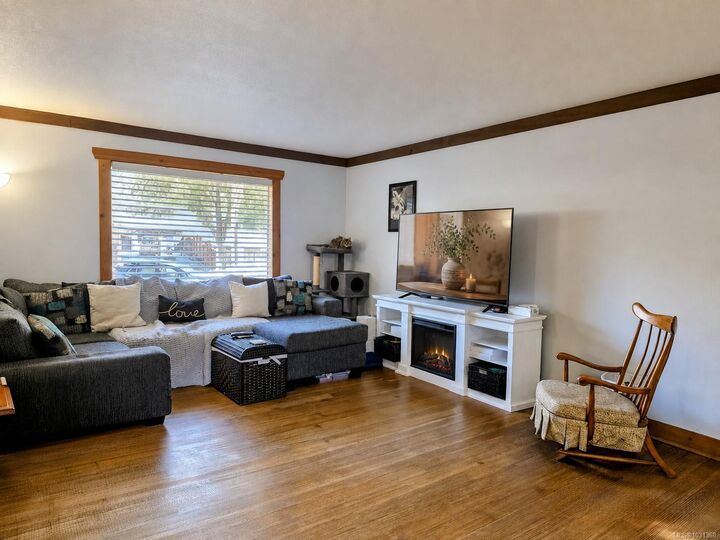 Property Photo: 236 Grants Lake Rd BC V0R 2G0