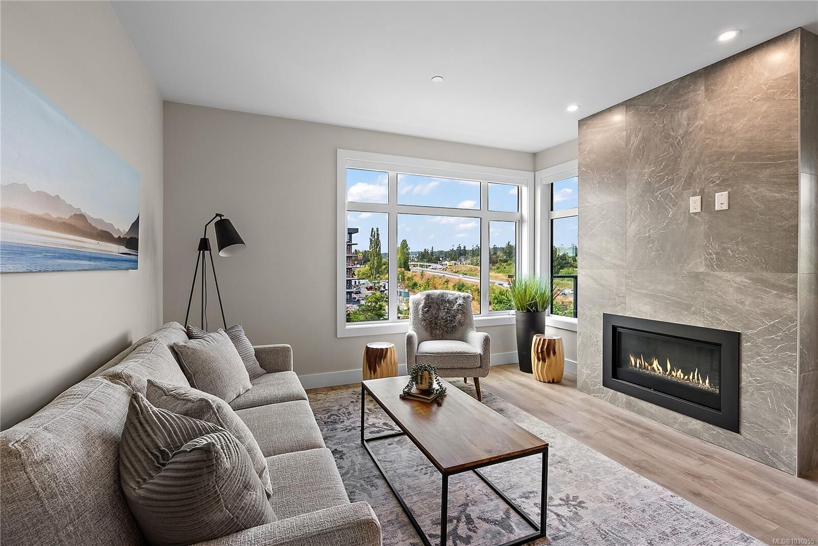 Property Photo: 2520 Hackett Cres #308 BC V8M 0C5