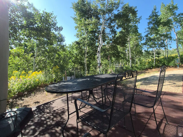 Property Photo: 7347 Jim Bridger Dr H47 UT 84317